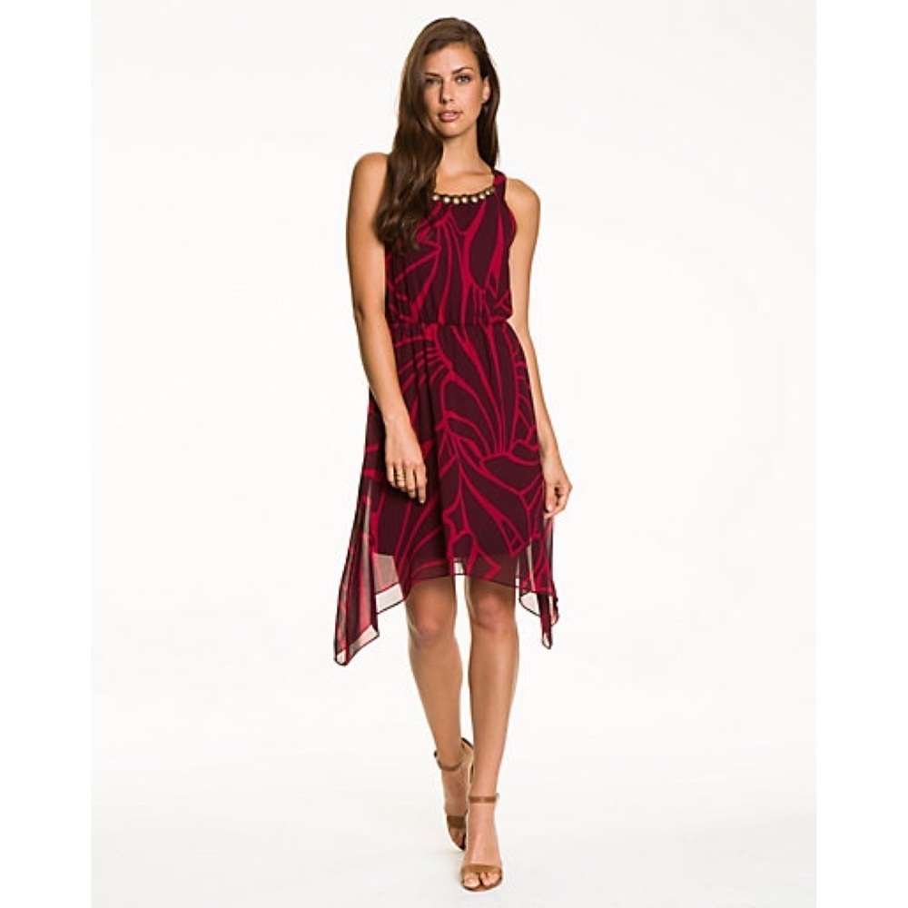 🌶 NWOT Tropical Print Chiffon Scoop Neck Dress